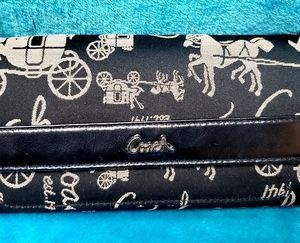🐎COACH Signature horse & buggy check book wallet